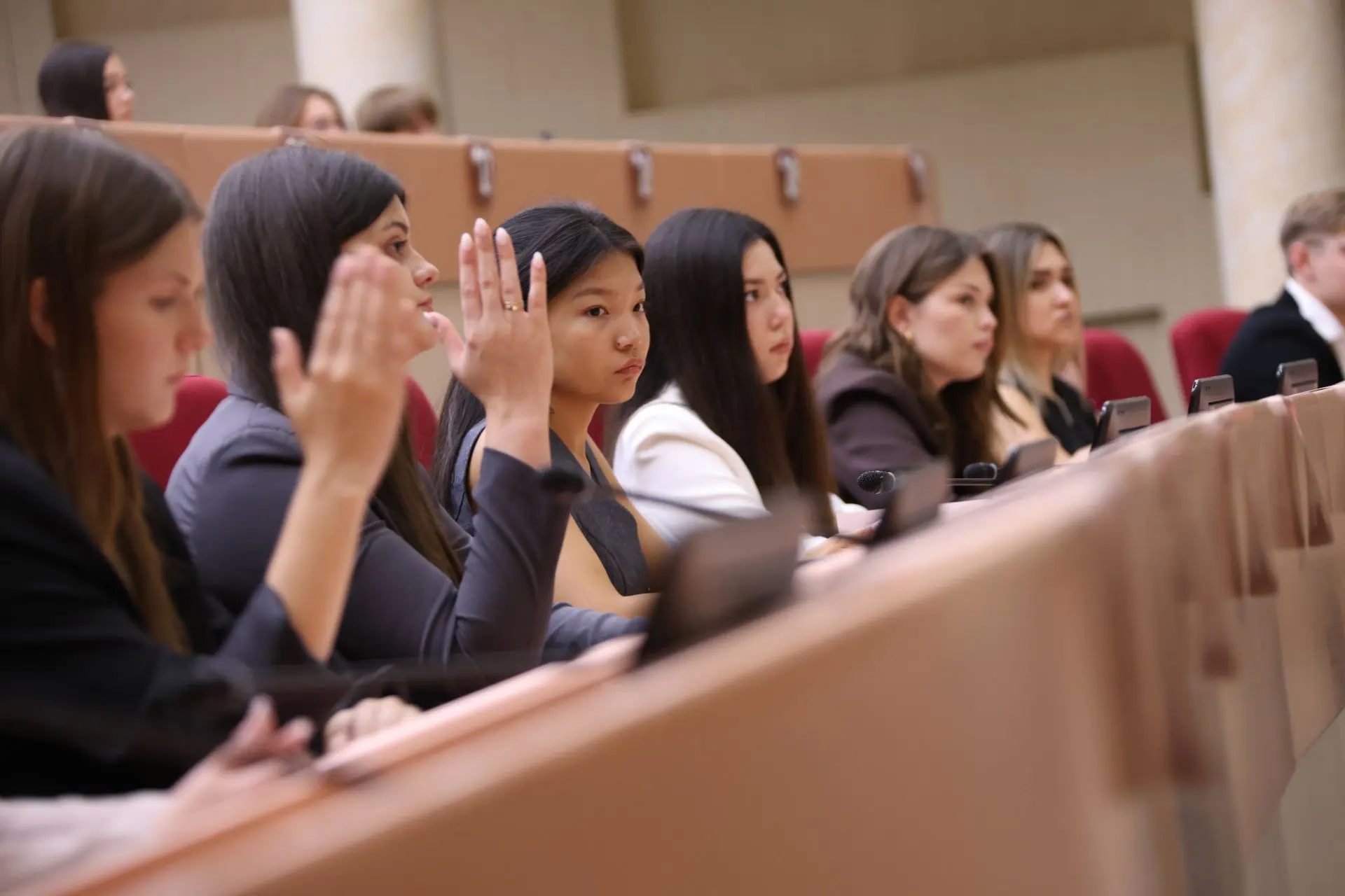 🎓Курсантов военных вузов хотят включать в Молодежный парламент при Саратовской областн...