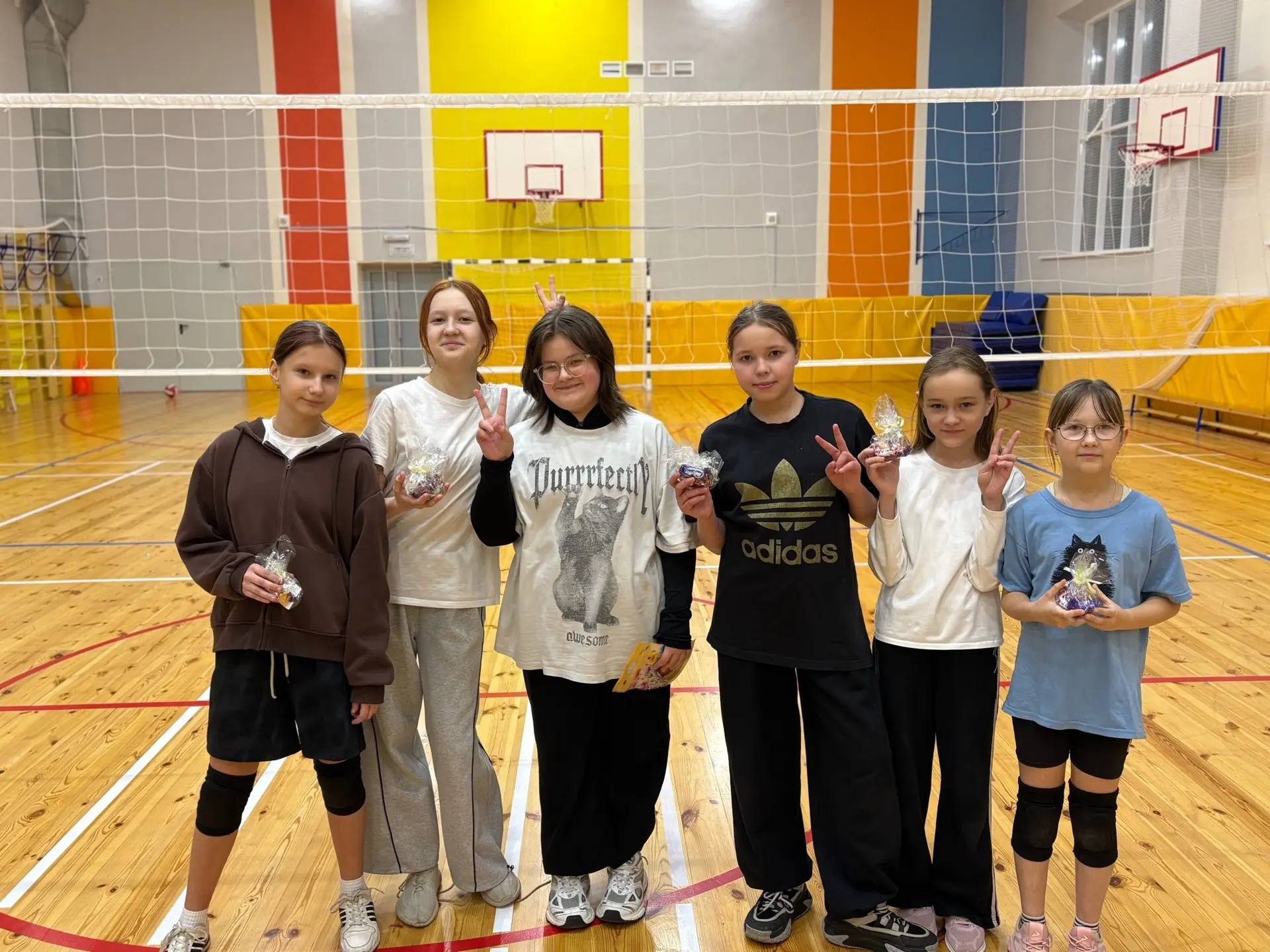 «Подарок к Новому году»: В школе №32 подвели итоги волейбольного турнира 🏐  15 января 2026 года в сп