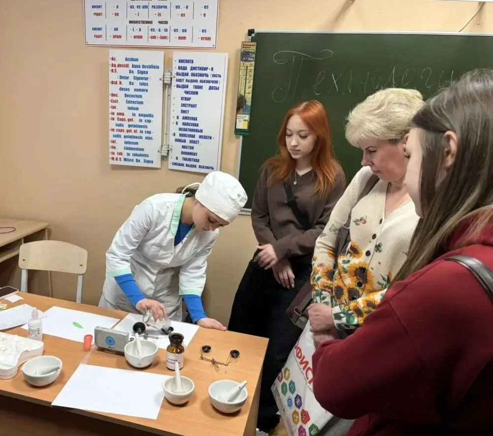 В медицинских колледжах будущим абитуриентам рассказали о предстоящем обучении   В Саратовском облас