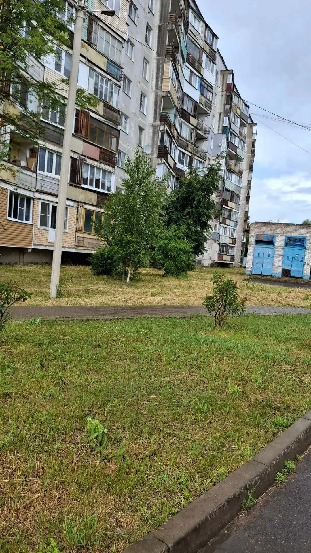 Покос придомовой территории ул. Свердлова, д. 90