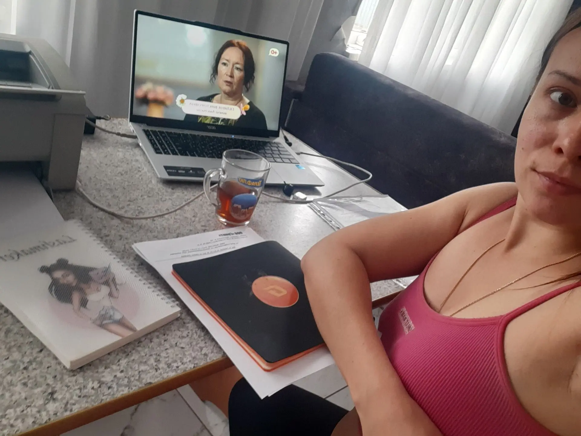 Пол утра прокаталась,  отдала кстати телефон свой на ремонт , моя ракушка превратиться ...