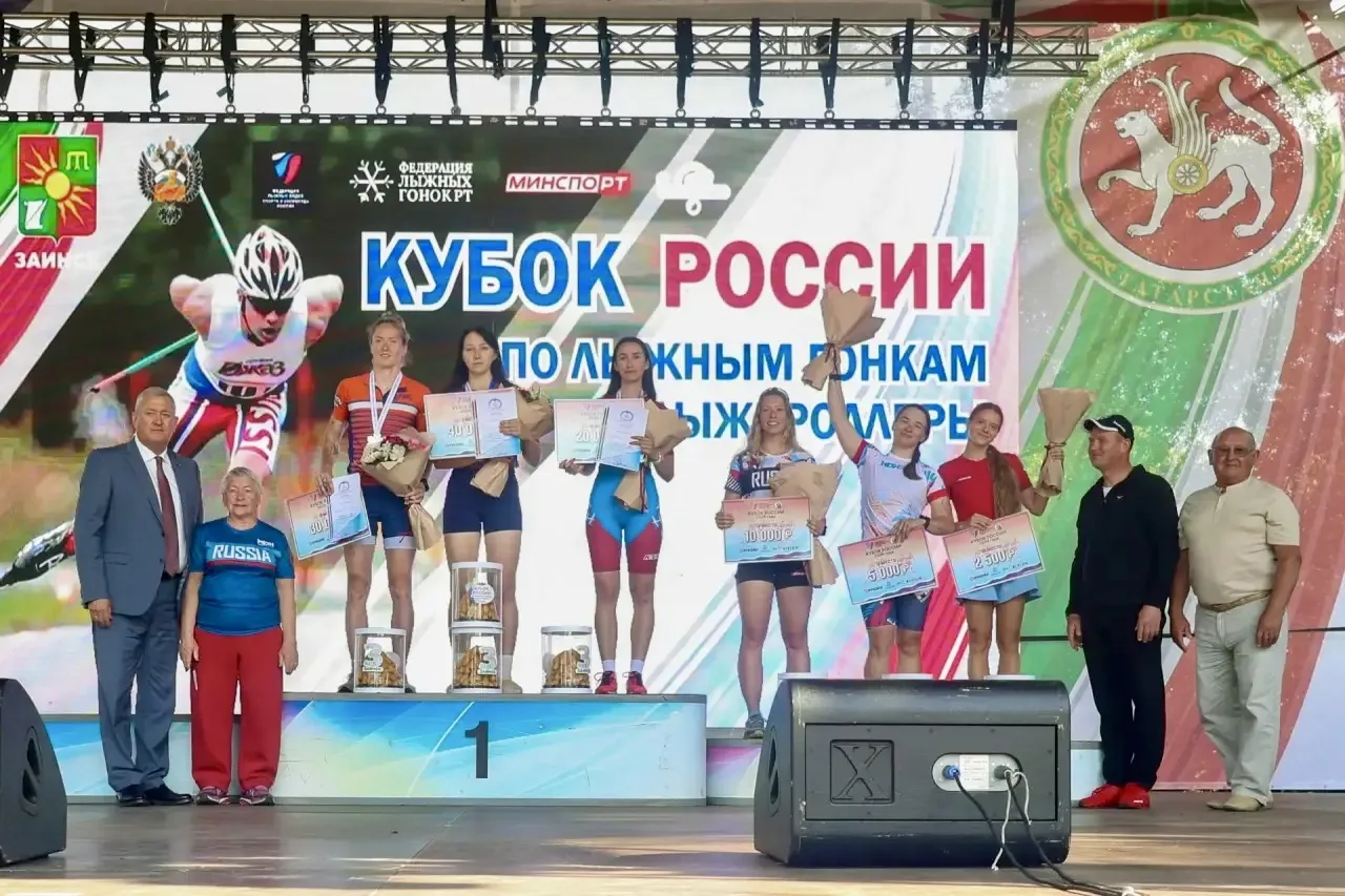 Студентки ВГАС показали блестящие результаты на Кубке России по лыжероллерам 🔥

С 12 по 13 июня в З