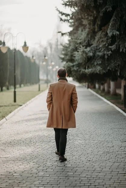 Никогда не говорите о себе ничего дурного. Это сделают ваши друзья.