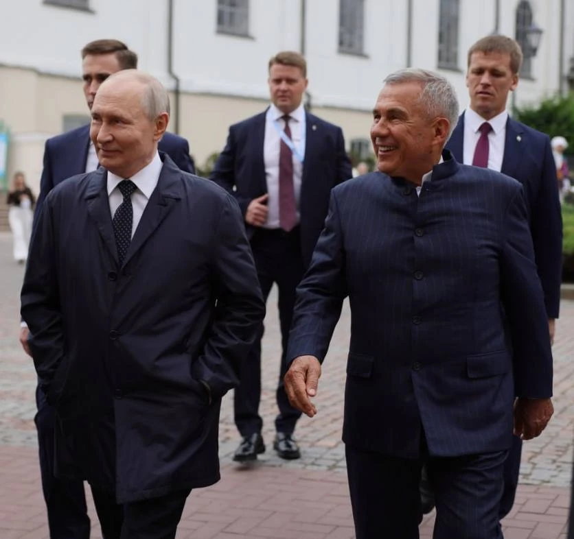 ✈️ Президент Владимир Путин завершил рабочий визит в Казань

На саммите Россия‑АСЕАН, длившемся 15 ч