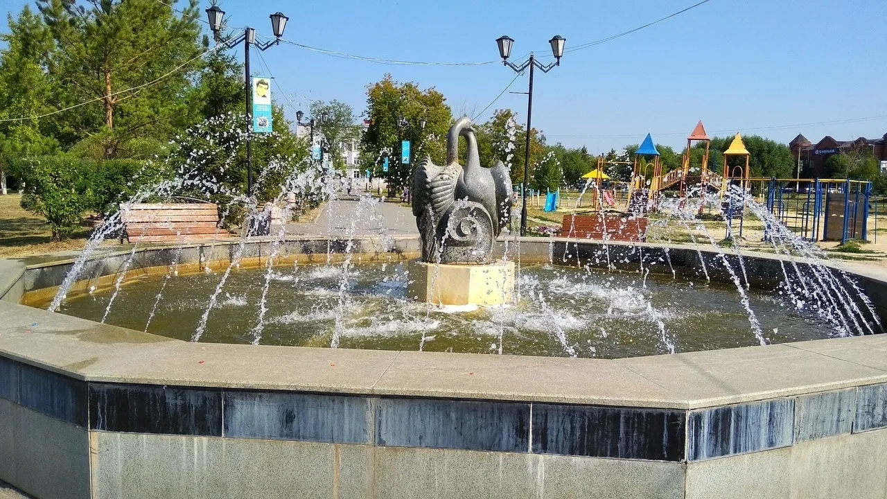 🚨 Сотрудники правоохранительных органов напоминают: городские фонтаны не предназначены...