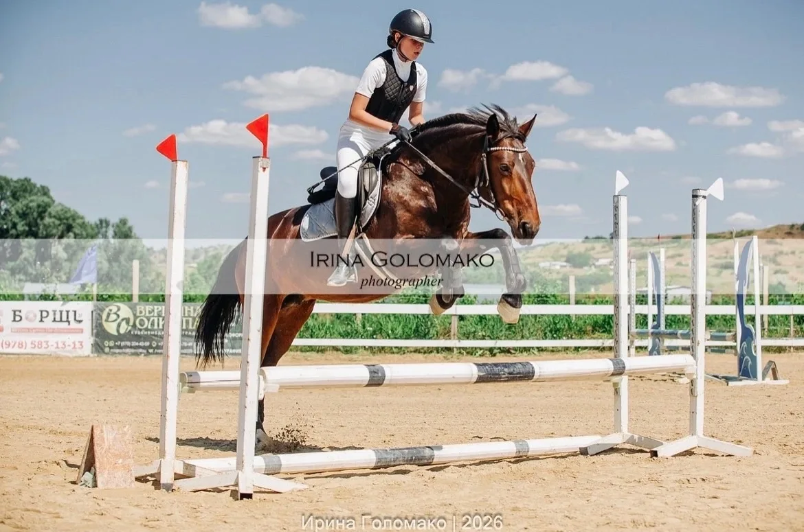 #гордимсяпобедаминашихучеников 
Отличные новости! 😍

🥈🐎 Степанец Кира, ученица 7‑А класса, принял