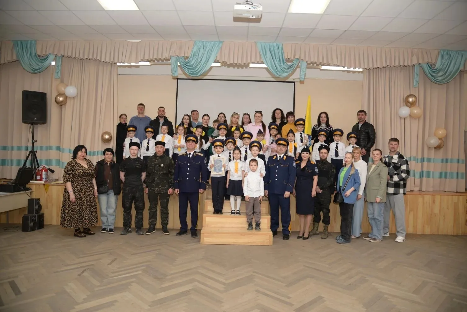 📜 Важное событие в жизни наших первоклассников!  На прошлой неделе учащиеся 1 «Б» казачьего класса (