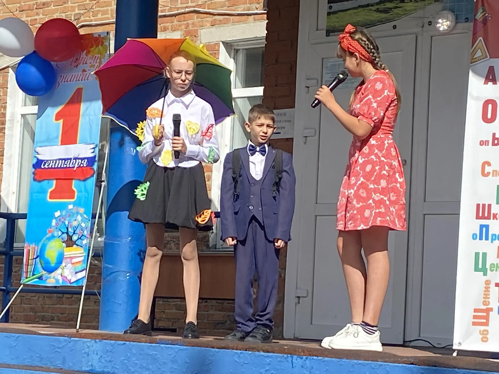 В Тальжинской школе состоялась торжественная линейка, посвященная Дню знаний!