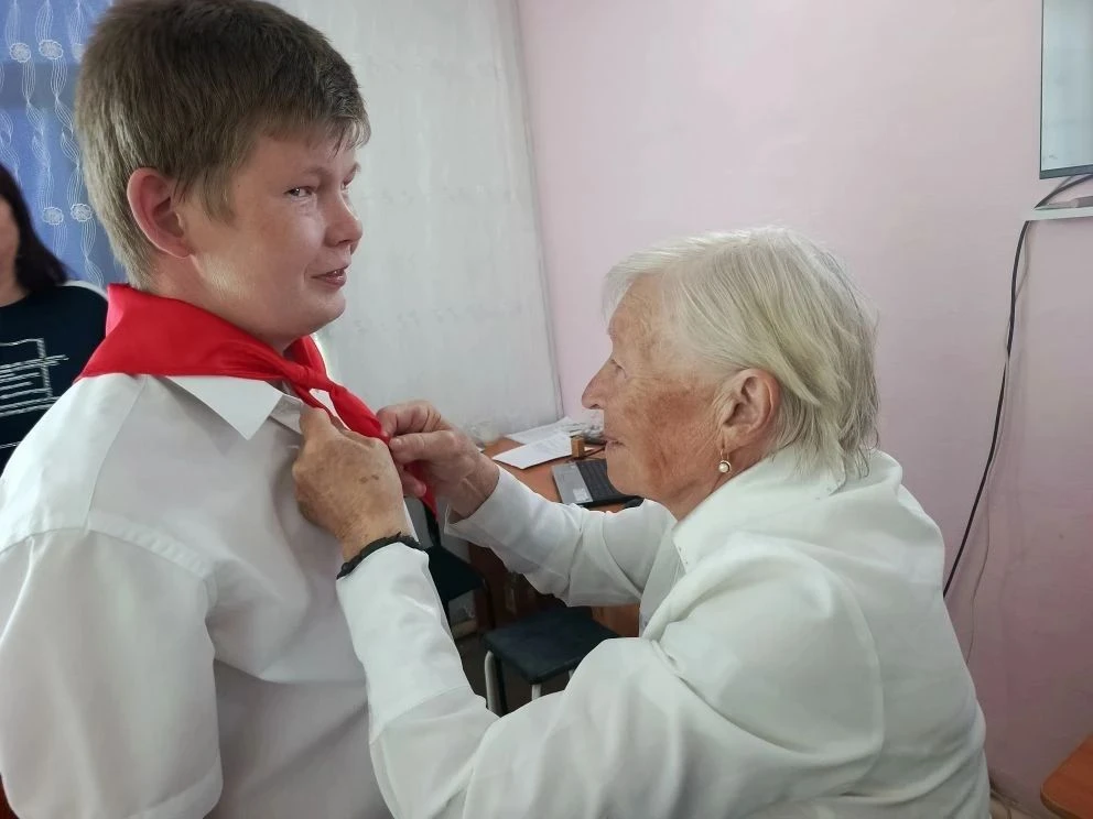 «Я, ты, он, она – пионерская страна»