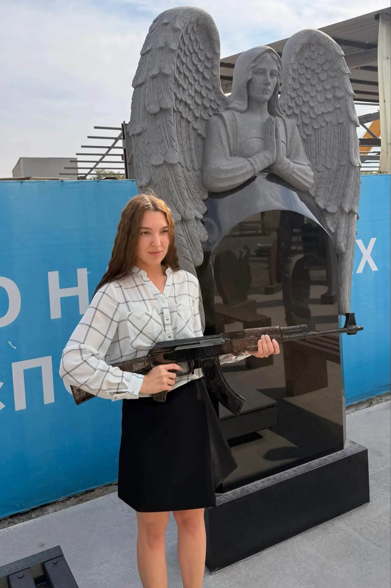 Автомат Калашникова масштаб 1:1