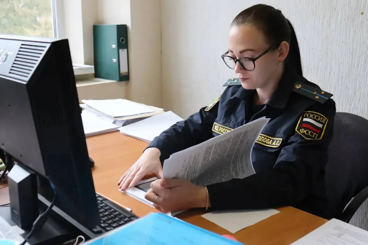 😱 Самарец прописал у себя 17 иностранцев