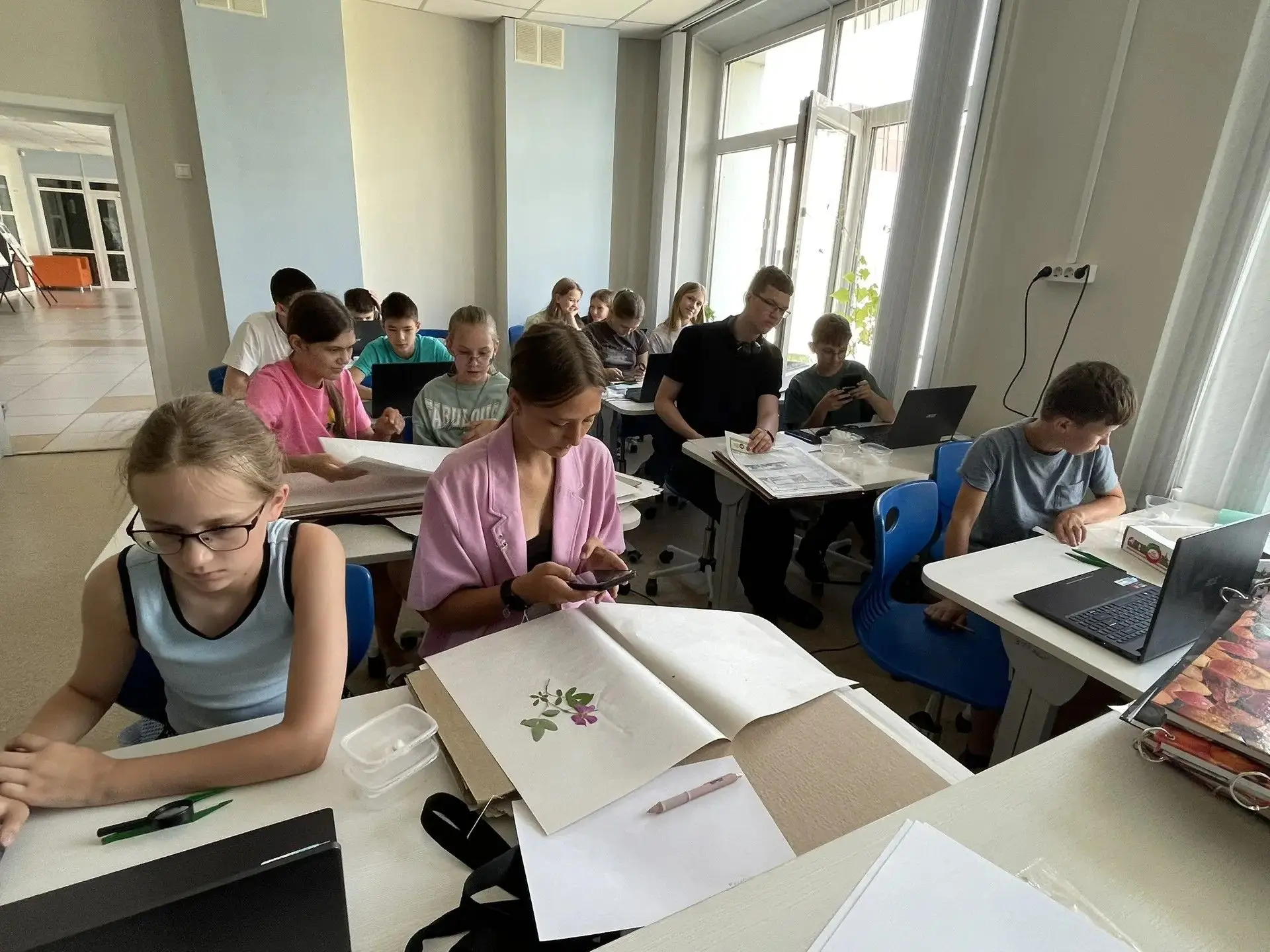 🎈Сегодня завершается  программа «Открываем биологию: полевые исследования»

👏Её участниками стали 