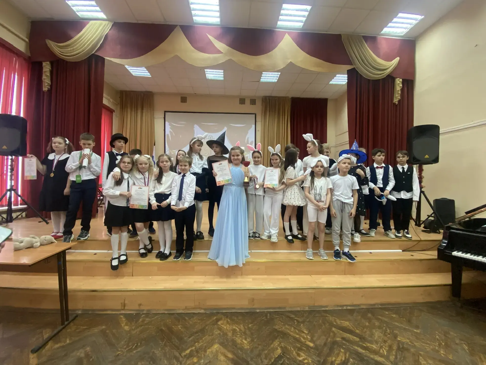 🏆 Чемпионат искусств «Будь ярким! Будь в теме!»  📍Новаторов, 34к1 📍Новаторов, 34к2  🎊В наших корпуса