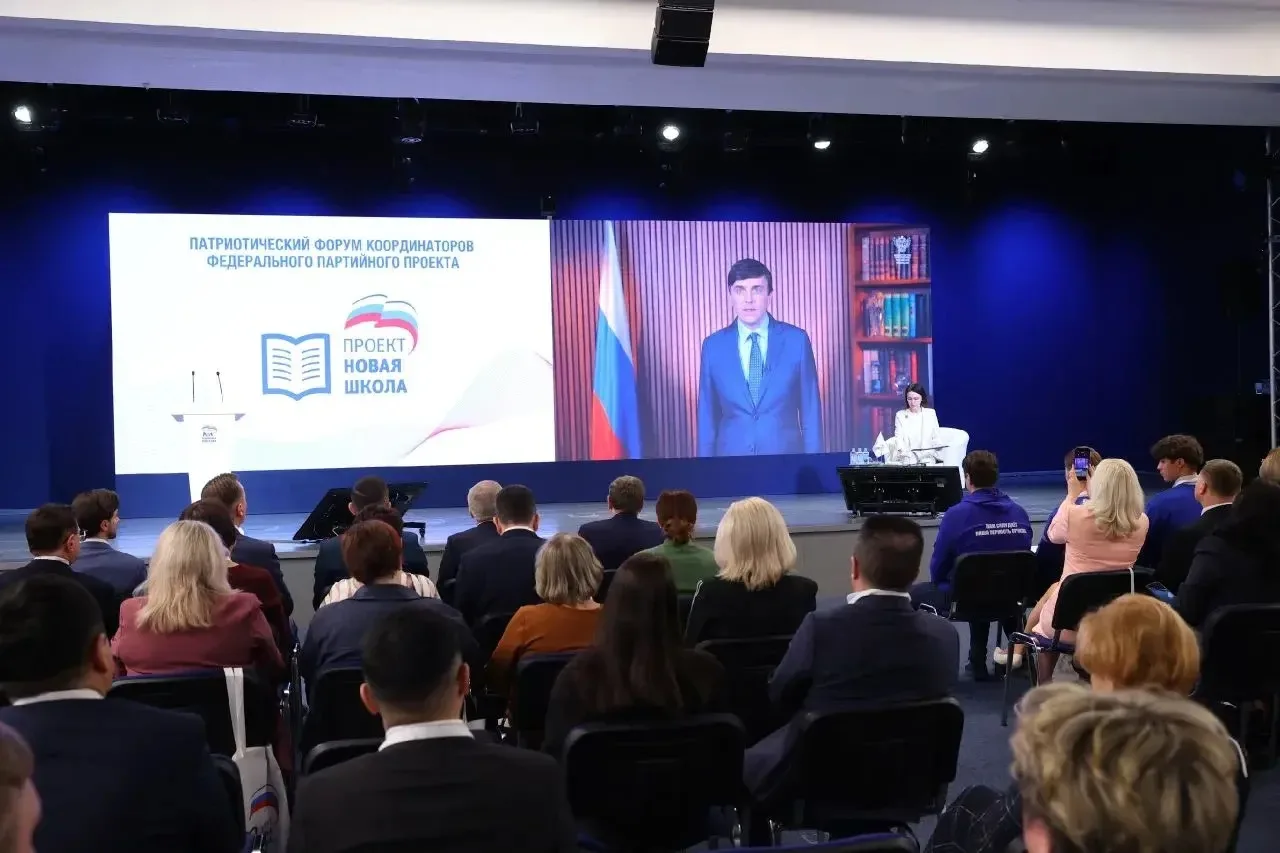 Гордимся директором Лицея! 👏👏👏  Наш директор Ирина Николаевна Бабинцева не только эффективный менедж