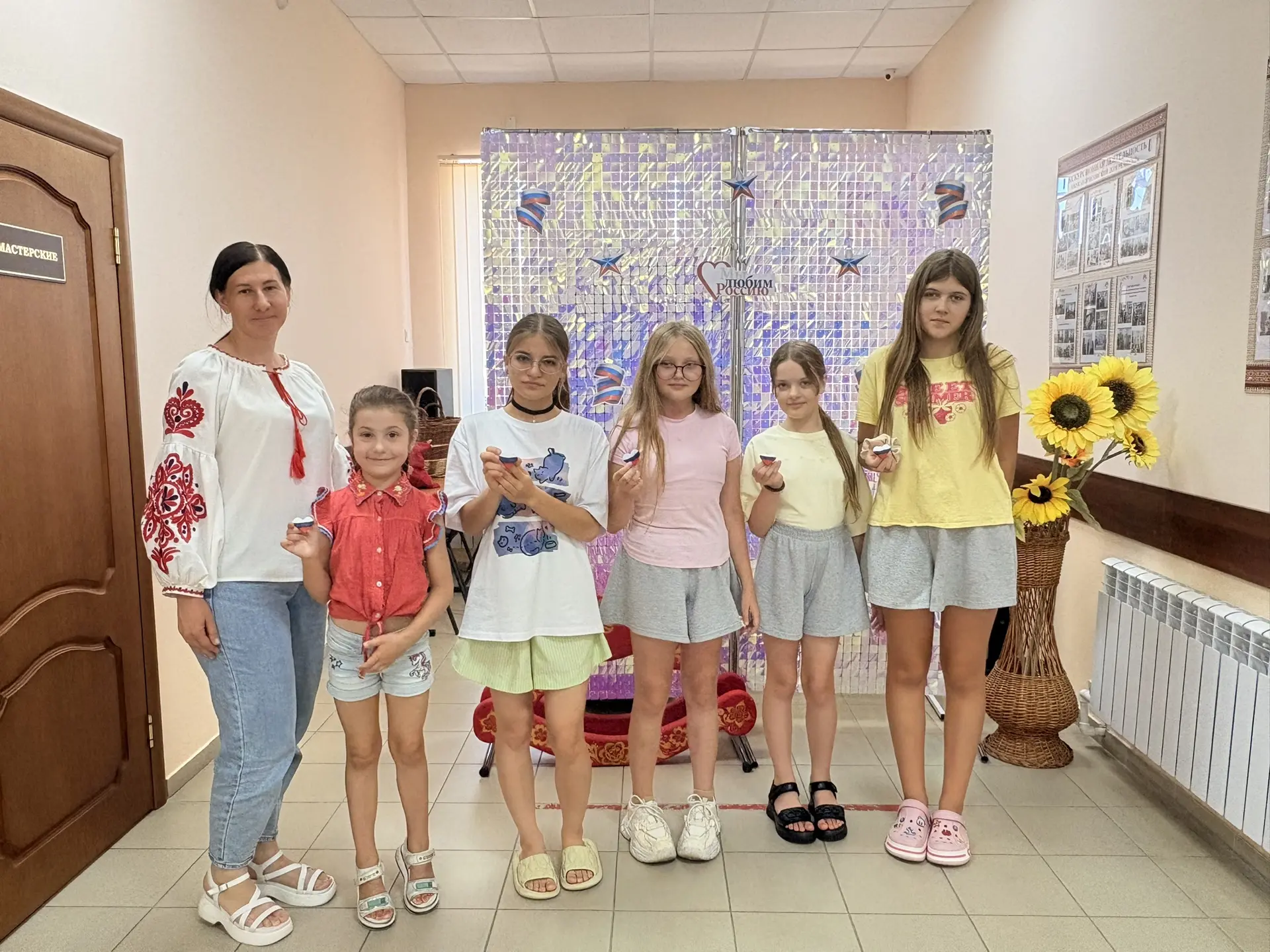 🎉В Борисовском Доме ремёсел состоялись тематические мастер‑классы в честь праздника - ...