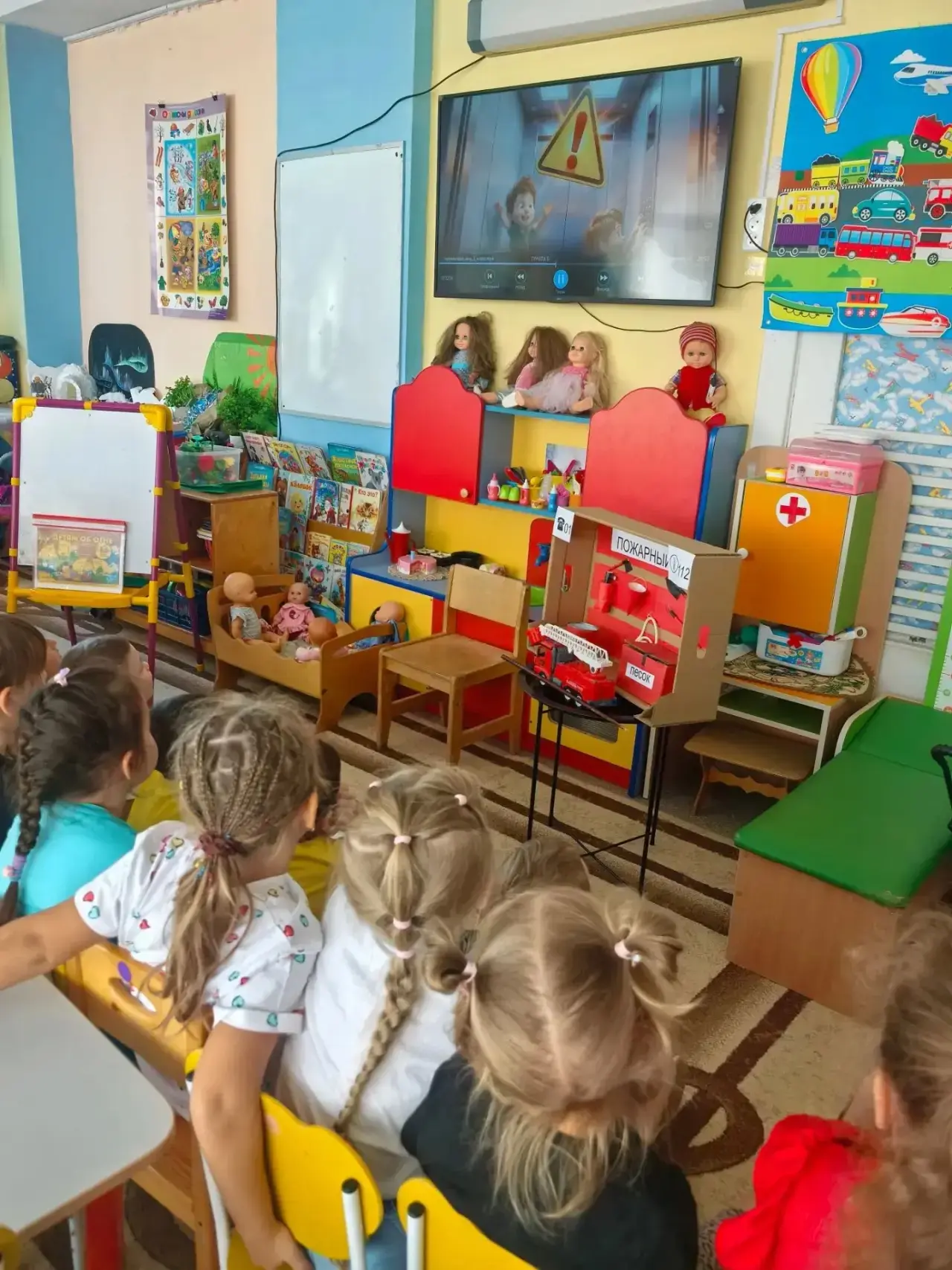 🎉 Завершили месячник по ГО и ЧС в старшей группе № 5! 🎉
