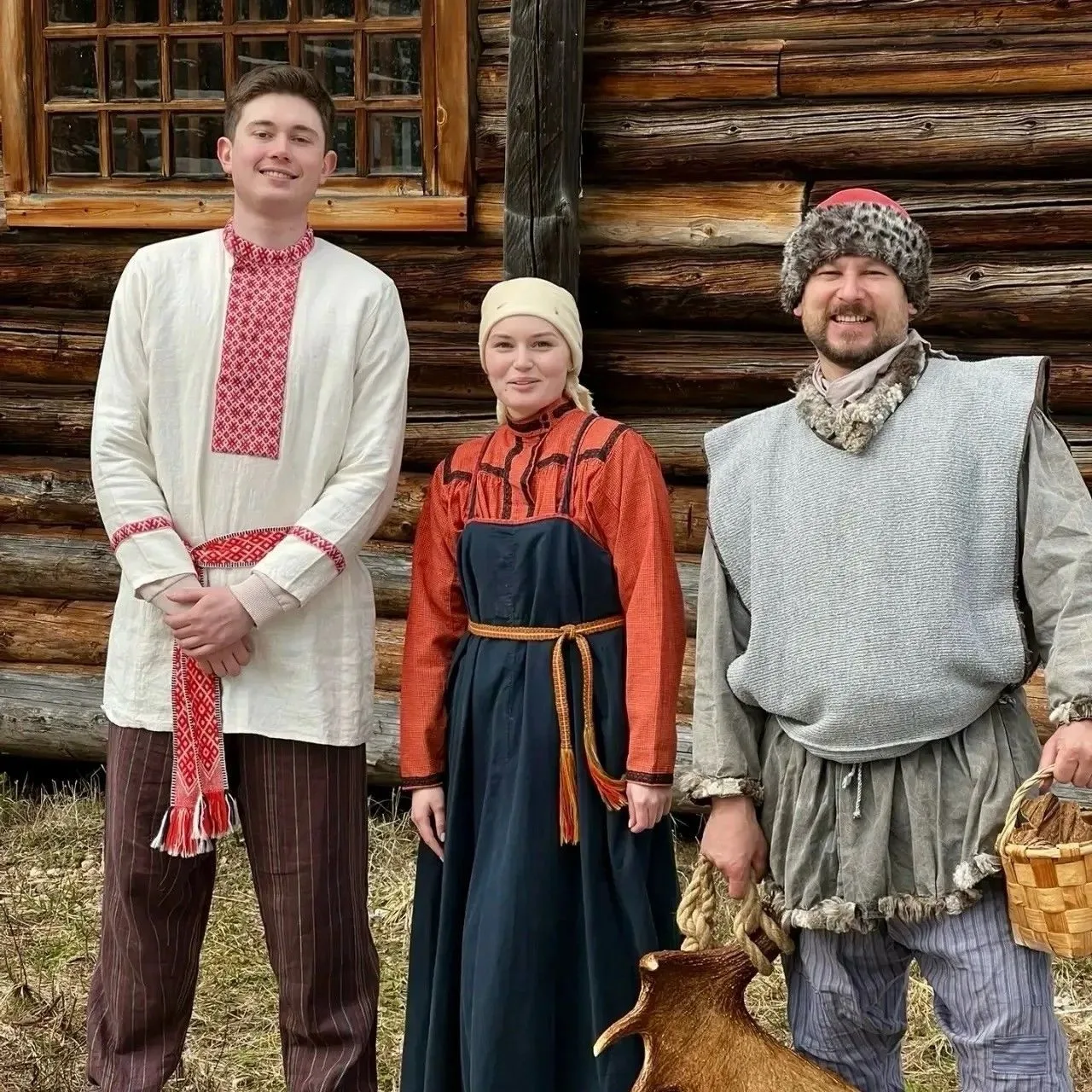 Игровая программа в Хохловке, посвященная теме единства народов – «Этнокалейдоскоп Прик...