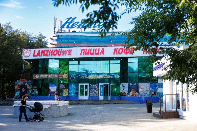 Бывший кинотеатр «Нептун» во Владивостоке станет молодёжным центром