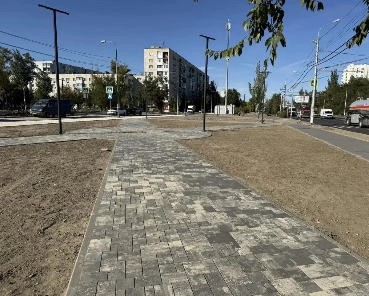 ⚡️В Кировском районе завершается обновление территории вблизи гимназии №10