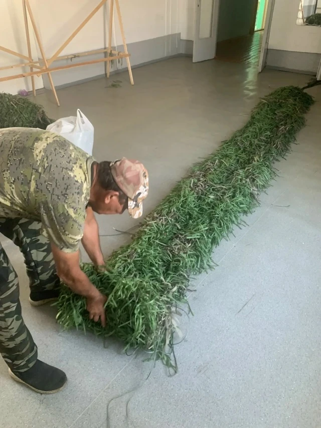📌«Плетём Победу вместе»📌
📍 Волонтёрская группа, объединившая родителей, учеников, сотрудников СОШ