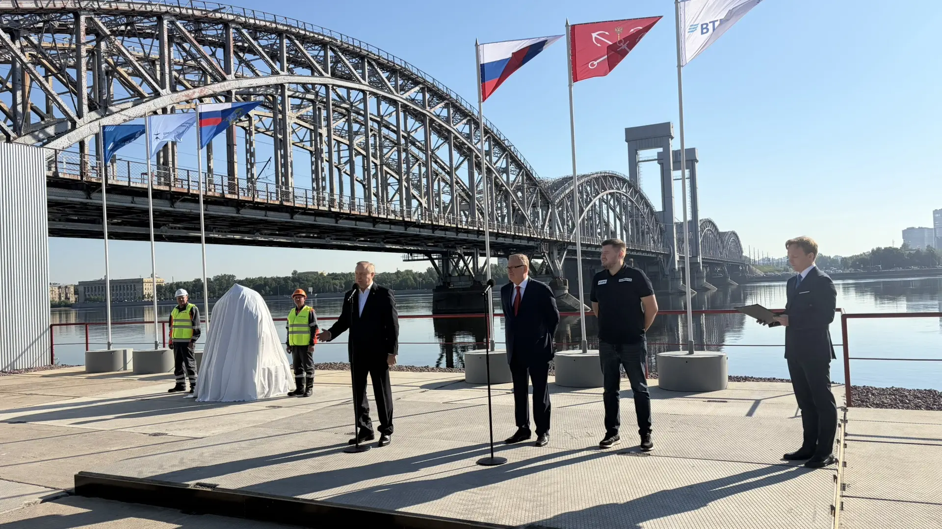 Сегодня, в рамках Петербургского международного экономического форума, мы дали старт новому этапу од