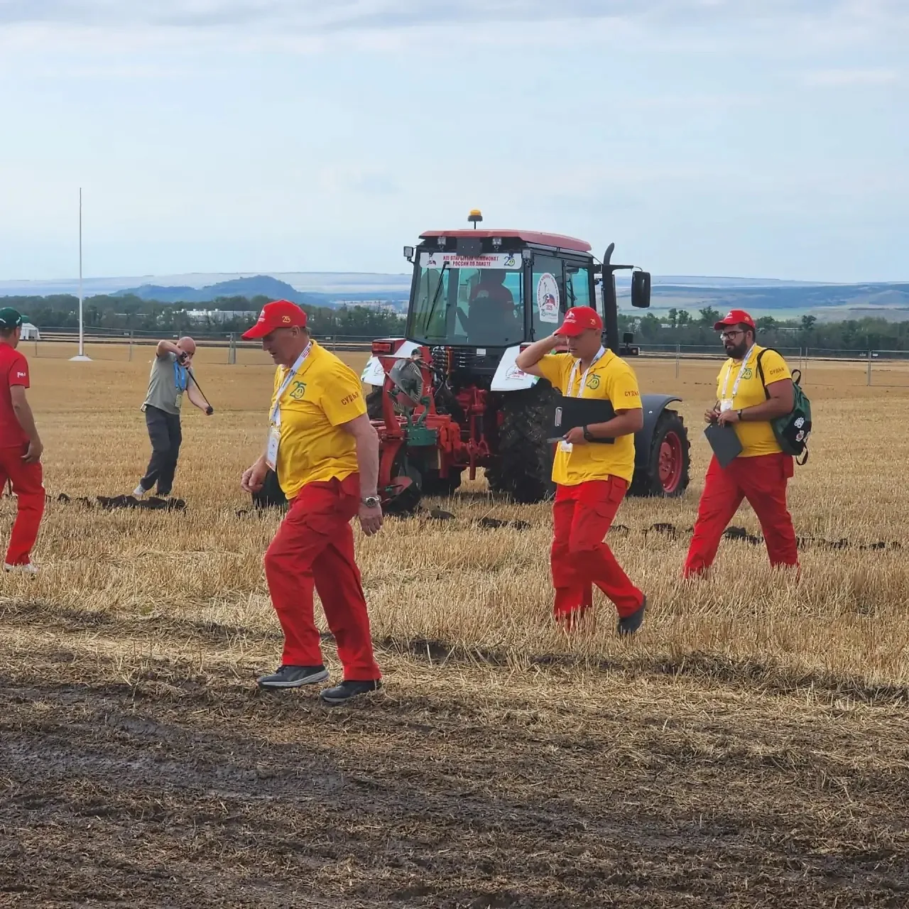 🚜 ГСХТ имени атамана М.И. Платова — в центре событий Чемпионата России по пахоте!