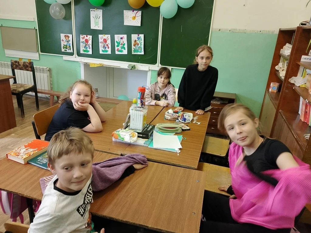 Второй день в лагере «Солнышко» получился по‑настоящему насыщенным и запоминающимся!

Утро началось 