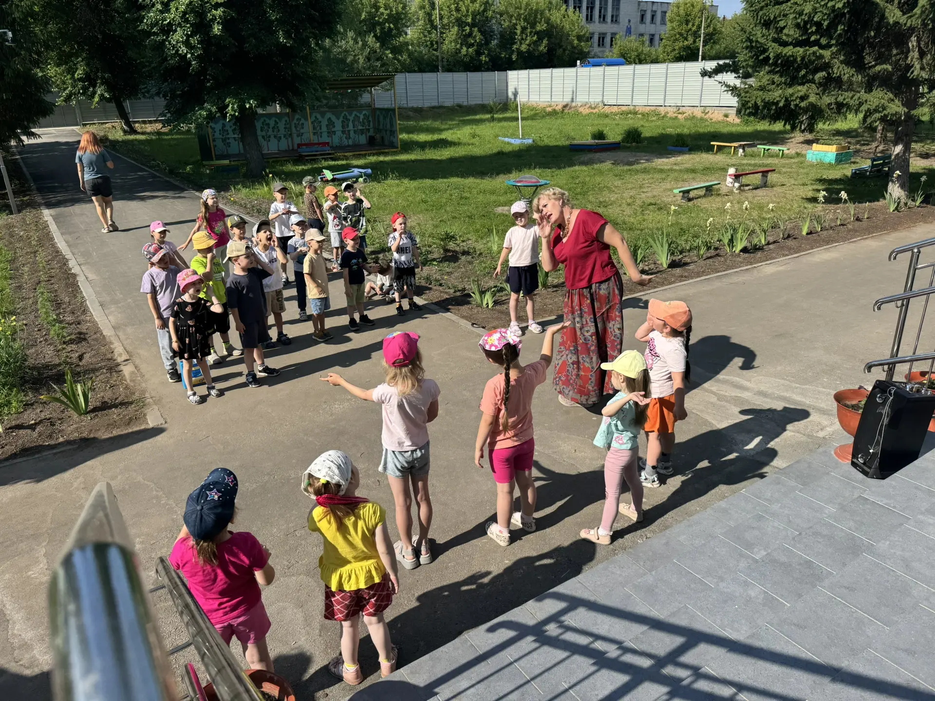 Чтобы энергия шла в нужное русло, в детском саду нужна зарядка. Не формальность «для га...