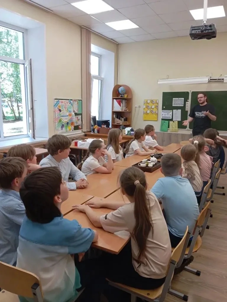 Сегодня наш день прошёл в ритме древних традиций. К нам в гости заглянули прекрасные пр...