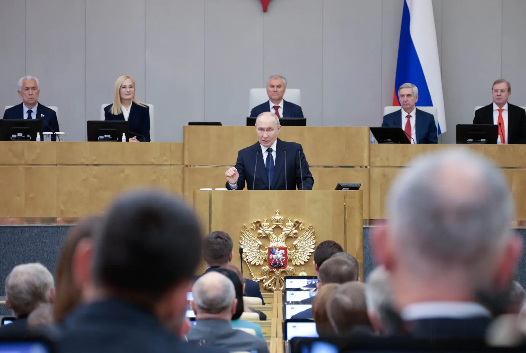 Президент выступил на первом заседании Госдумы девятого созыва