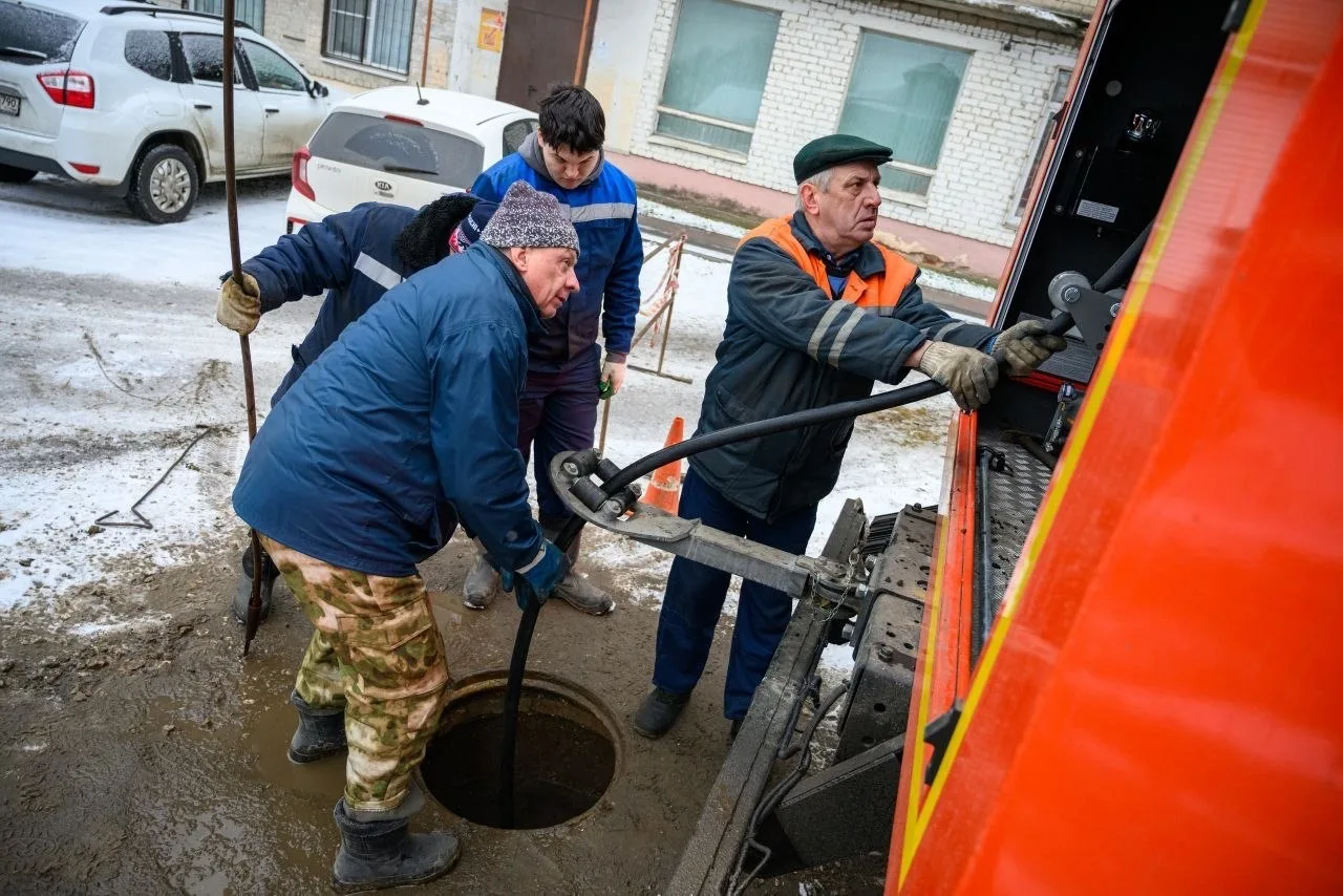 Более 3 000 работ на сетях водоснабжения и водоотведения выполнил Мособлводоканал в апреле 🛠За проше