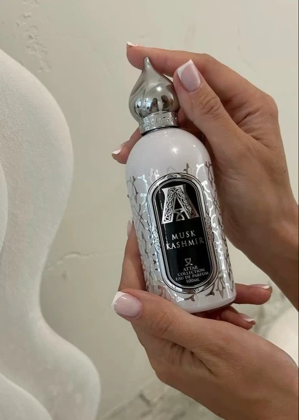 Attar Collection Musk Kashmir — аромат, известный как «аромат чистоты», «вторая кожа» и...