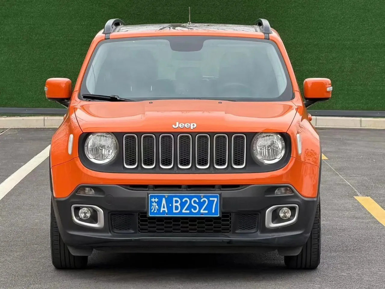 Jeep Freeman из Китая.⬇️
Автомобиль можно приобрести прямо сейчас.

➖2017 Год выпуска
➖Объем двигате
