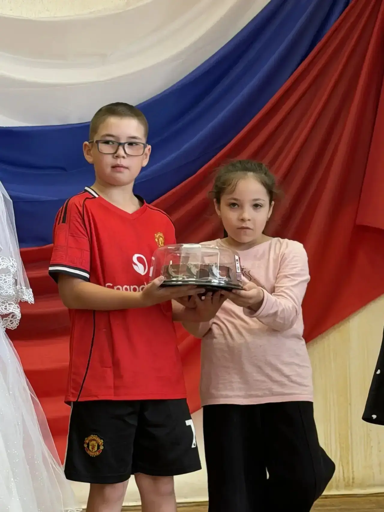 🏆 Конкурс красоты и талантов завершился!

12 июня в стенах нашего лагеря состоялся настоящий праздн
