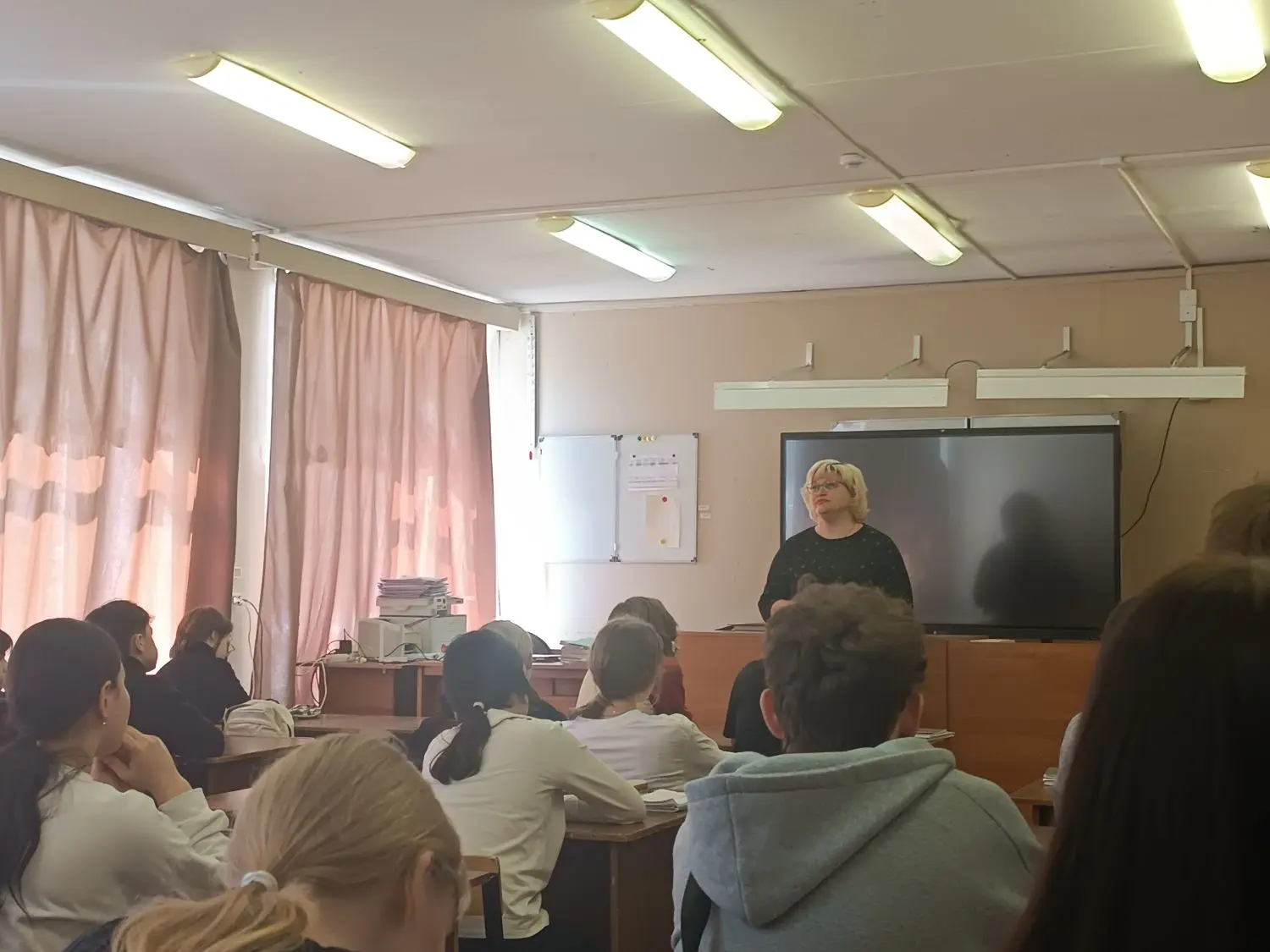🗣️ Профилактические беседы для восьмиклассников: говорим о здоровье всерьёз!  Для учеников 8‑х класс