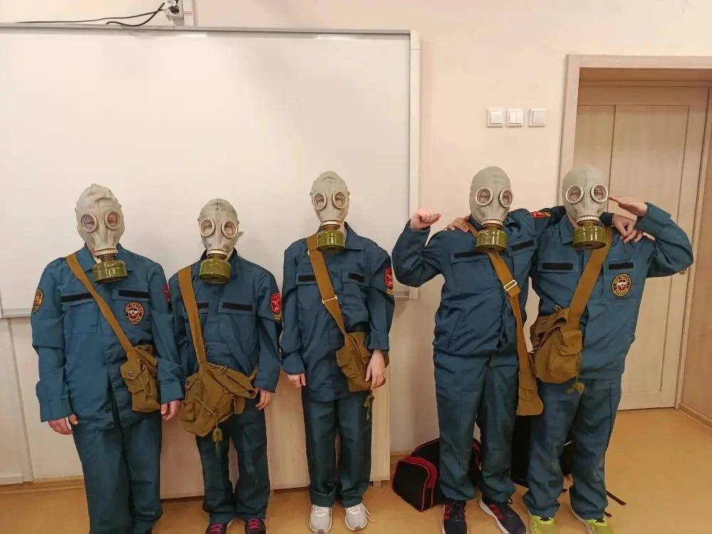 🔥Юные пожарные  20 февраля 21 команда юных пожарных собралась на городском конкурсе «СТОПожар», приу