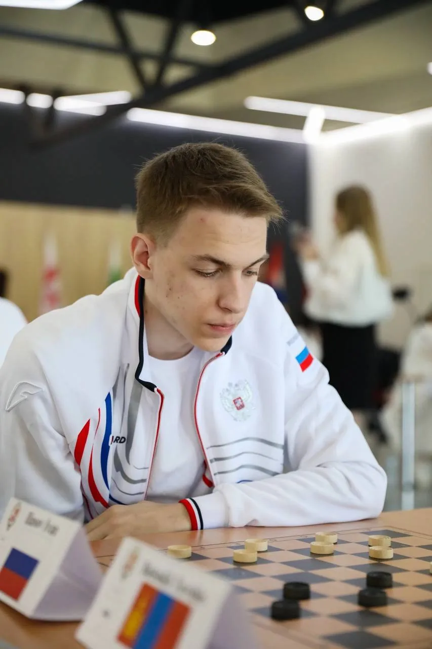 🏆 Студент НИЯУ МИФИ ИФТЭБ Иван Илясов - чемпион России по шашкам!
