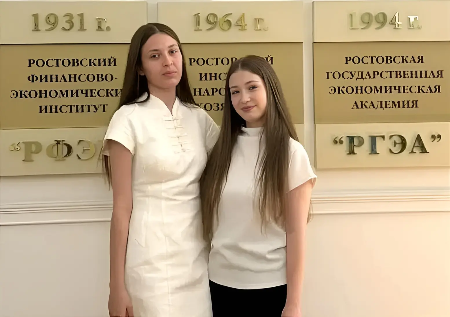 Выпускницы Егорлыкской школы побывали на встрече с губернатором... Подробнее читайте на...