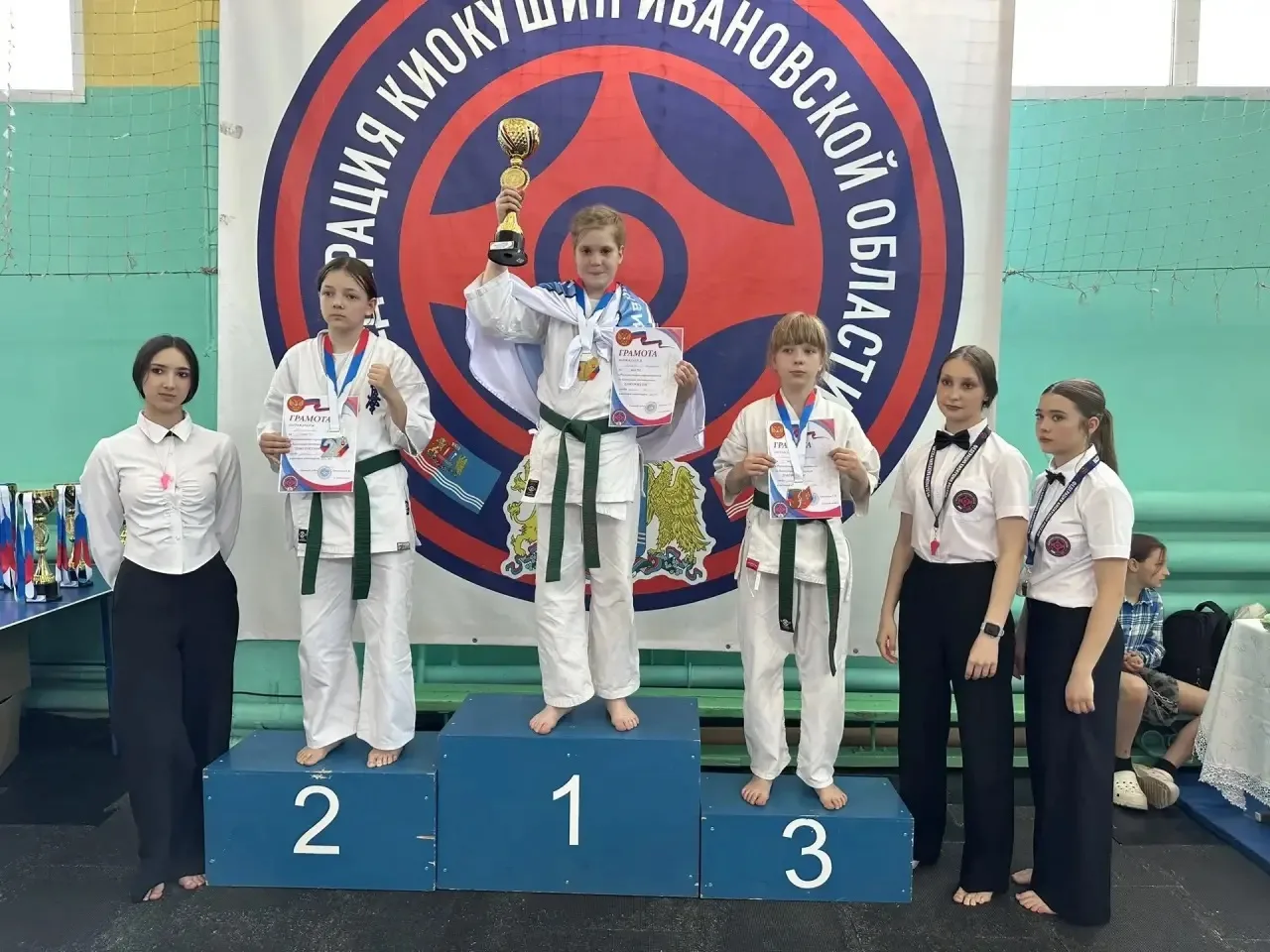 🎉 ТРИ МЕДАЛИ ЗА ТРИ ДНЯ: НАШИ ЮНЫЕ СПОРТСМЕНЫ — НА ВЫСОТЕ!
 
💪🏊‍♀️2–4 июня в Иваново проходило пе