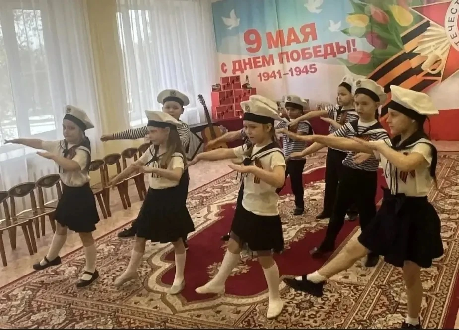 В нашем дошкольном отделении 4-49 МОУ  "СОШ имени А. П.Чехова" состоялось праздничное мероприятие, п