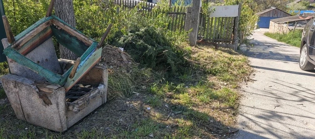 В очередной раз   убраны свалки мусора, образовавшегося после очистки приусадебных учас...