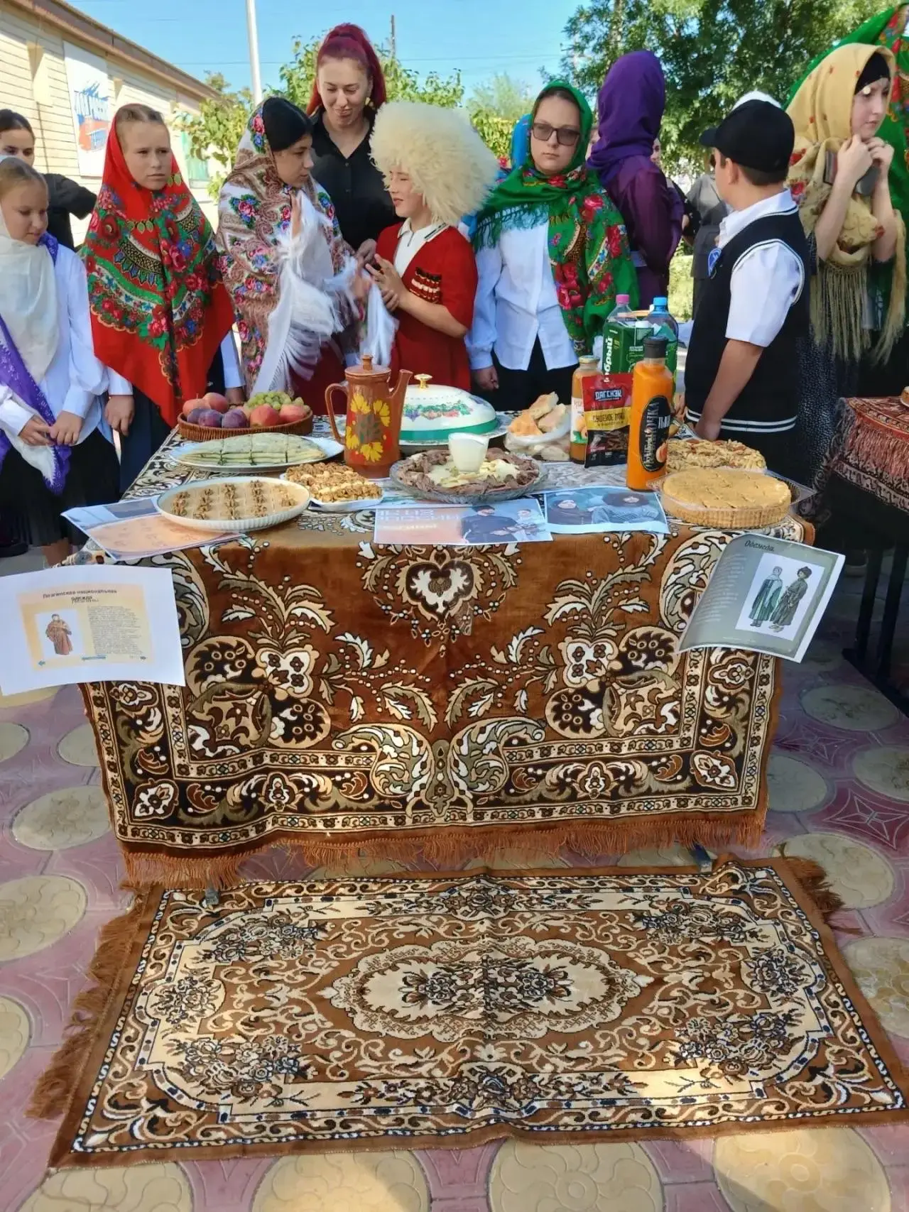 В нашей школе состоялось одно из самых ярких, шумных и колоритных событий этого учебног...