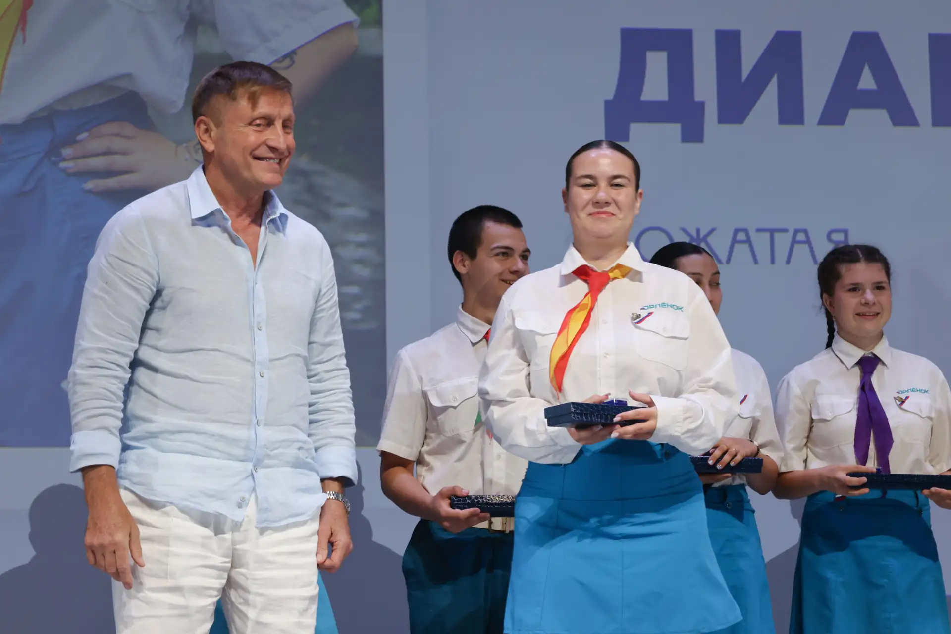 🎖️Орловскую студентку наградили орденом «Горячее сердце»