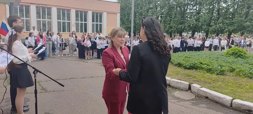 ✨ Прощай, начальная школа! ✨  В гимназии «Новоскул» прозвучал для наших ребят последний звонок начал