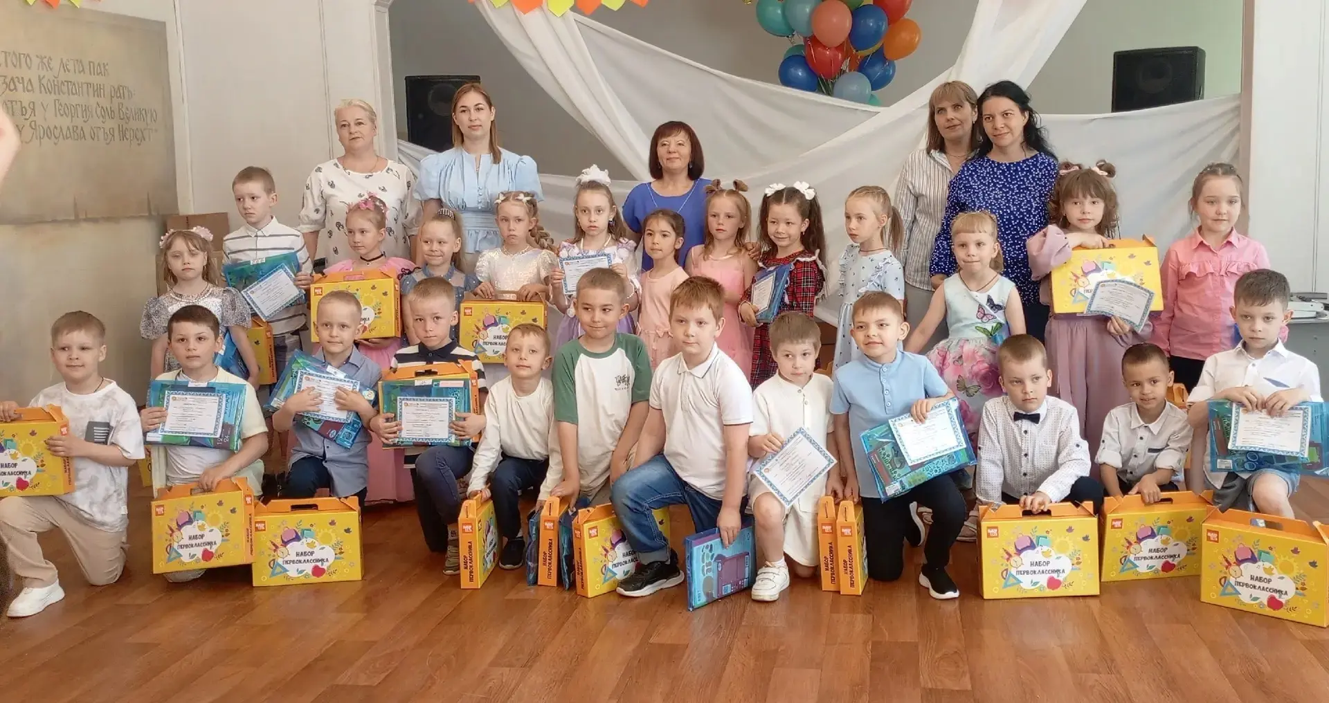 Праздник первых шагов: выпускной в Семейном клубе «Дошкольник»