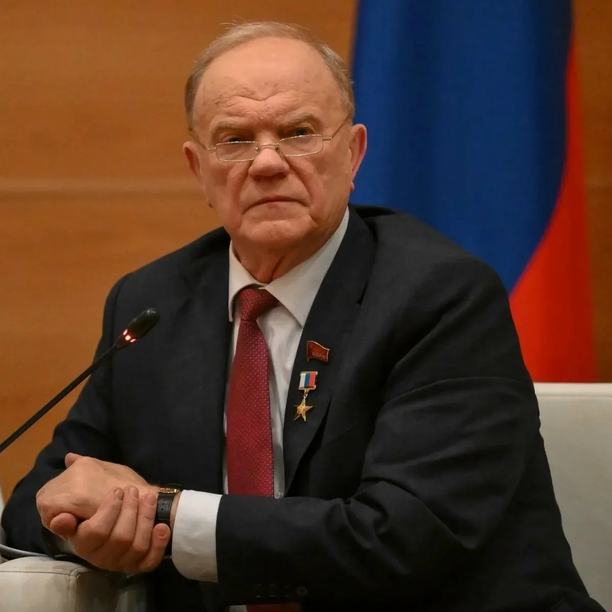 Зюганов предрек революцию в России осенью, если ситуация с экономикой не изменится.   Лидер коммунис