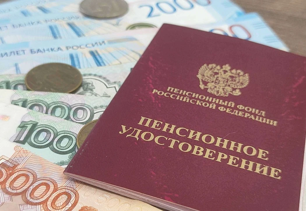 За медицинский стаж - досрочная пенсия.

В Чувашии на пенсии находятся 8 840 медработников, из них 4