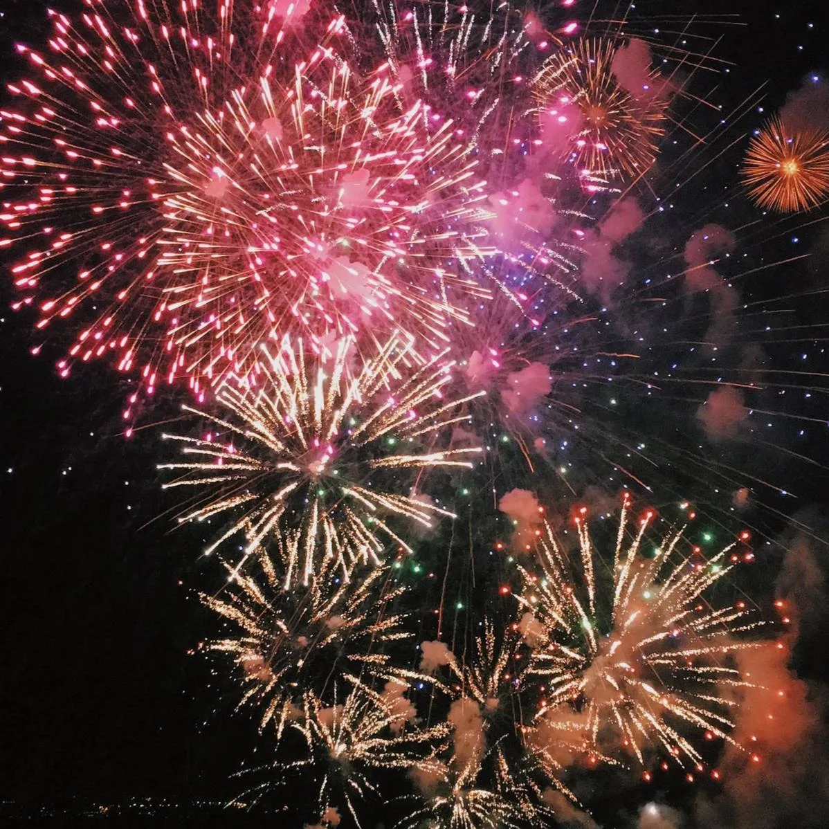 Салют на День города в Челябинске 🎆