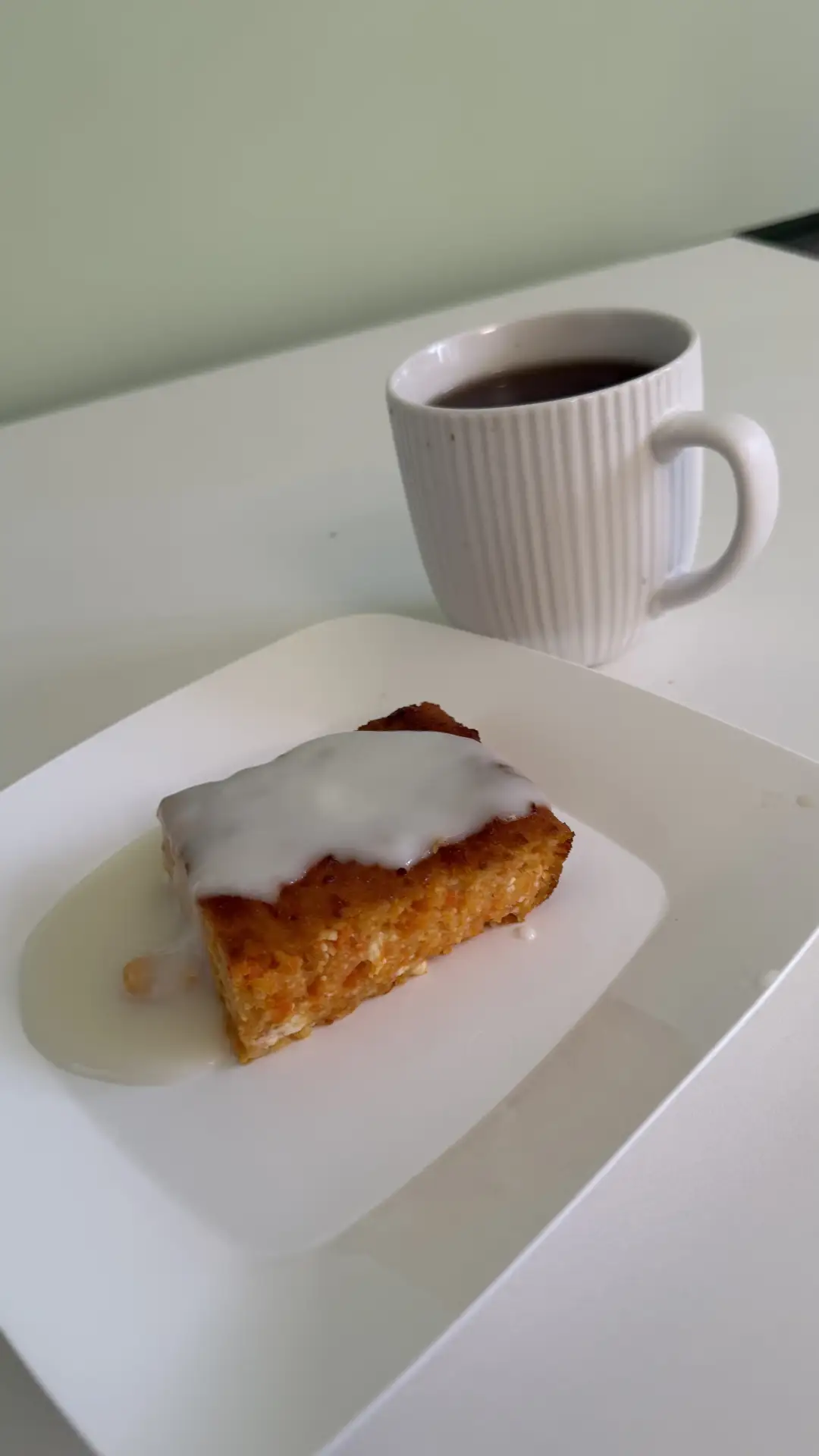 Даме 43 годика и дама ни разу не ела вот такое творение. Вкусно кстати🤪.