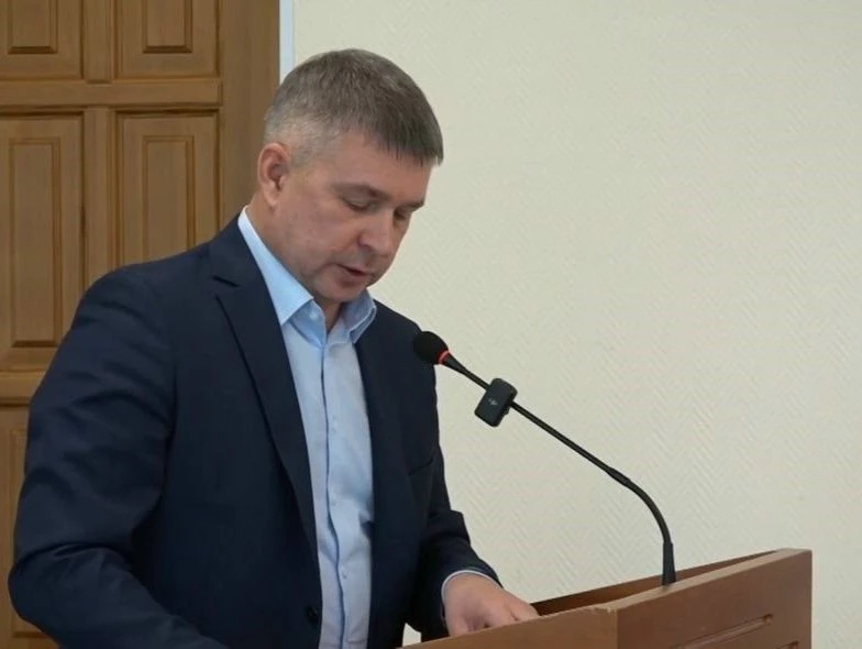 🎉 Опять «День ЖКХ»? А, стоп, это же день рождения Дениса Туманова - первого заместителя главы муници